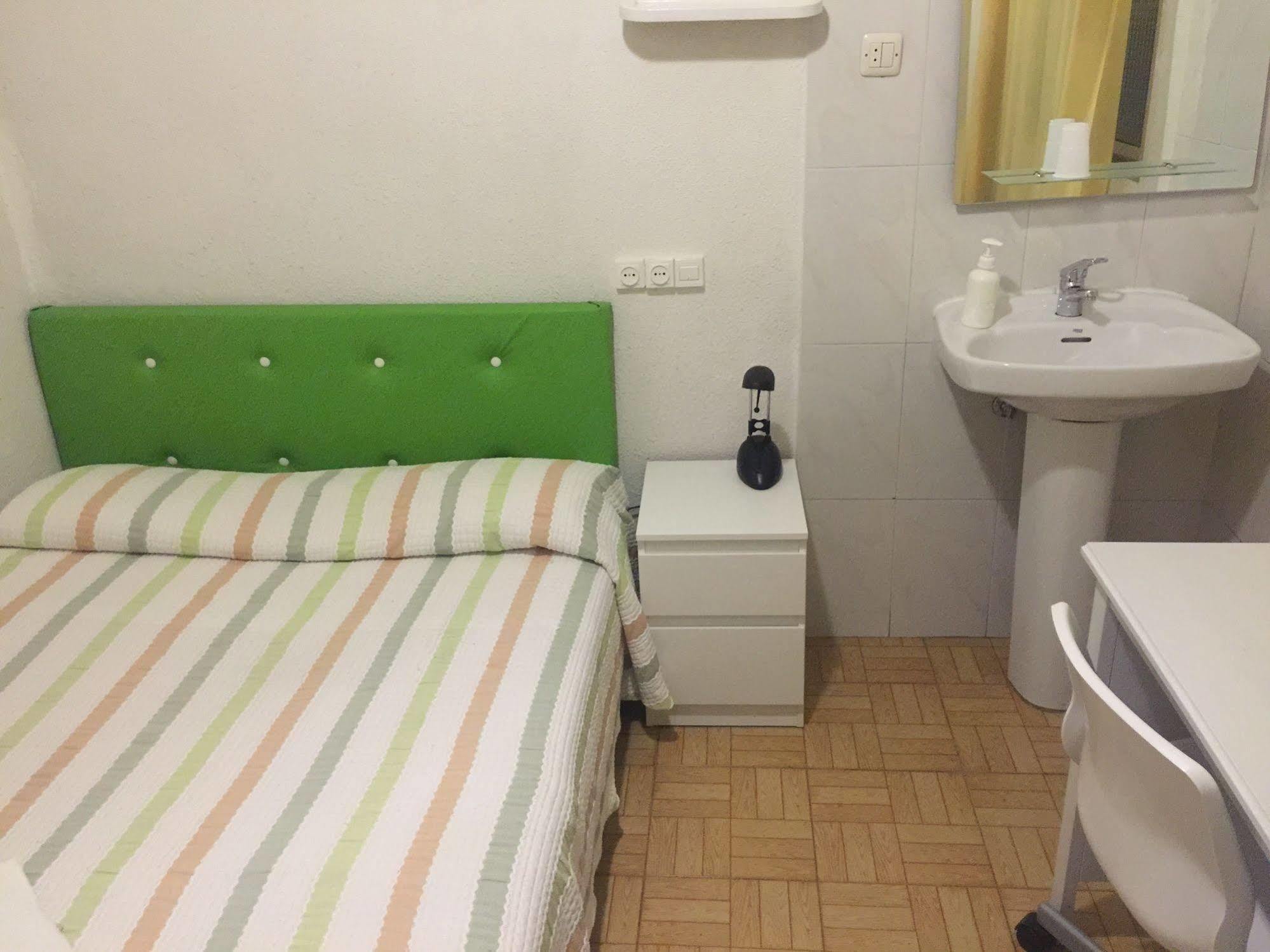 Hostal Murcia Madrid Kültér fotó